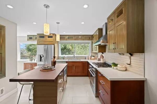 Millbrae, CA 94030,43 Aura VIS