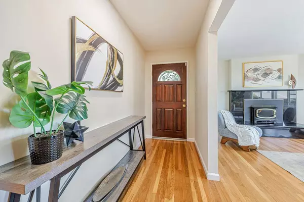 Millbrae, CA 94030,1385 Terrace DR