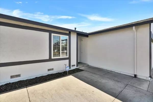 Suisun City, CA 94585,519 Rio Verde