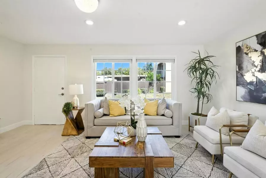 27726 Del Norte CT, Hayward, CA 94545