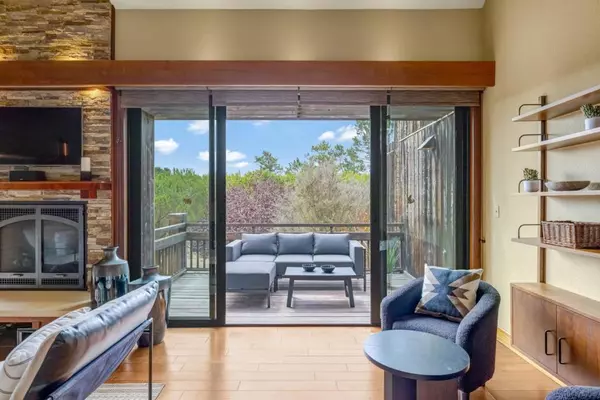 Carmel, CA 93923,24520 Outlook DR #24