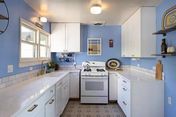 Pacific Grove, CA 93950,1001 David AVE