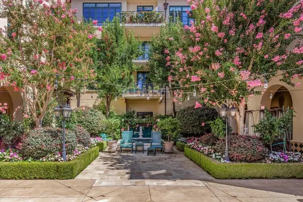 555 Byron ST #104, Palo Alto, CA 94301