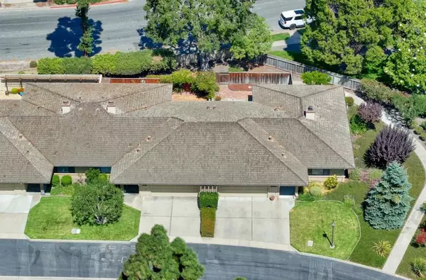 Salinas, CA 93901,330 Woodside DR #104