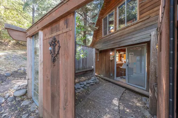 Carmel Valley, CA 93924,Calle De Quien Sabe