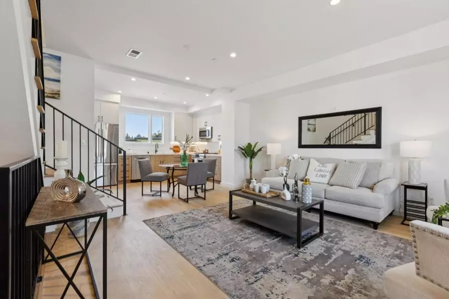 1433 Floribunda AVE #5, Burlingame, CA 94010