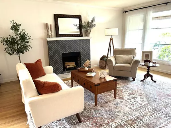 Redwood City, CA 94063,1080 8th AVE