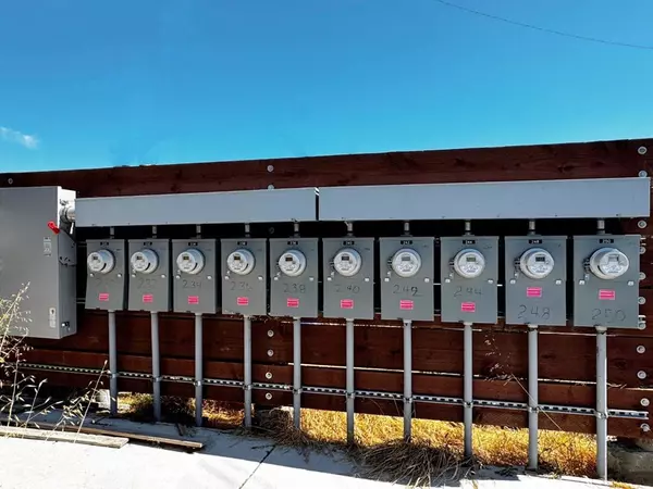 230250 Smalley AVE, Hayward, CA 94541