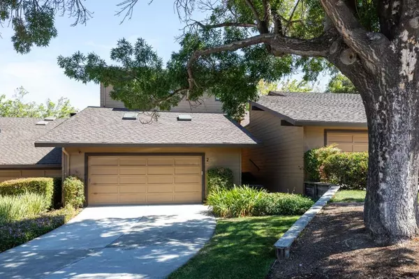 Menlo Park, CA 94025,2 Hallmark CIR