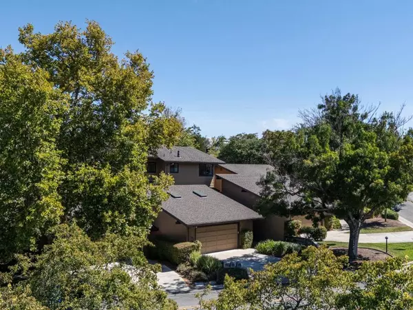 Menlo Park, CA 94025,2 Hallmark CIR