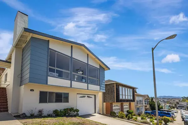 Daly City, CA 94015,157 Longview DR