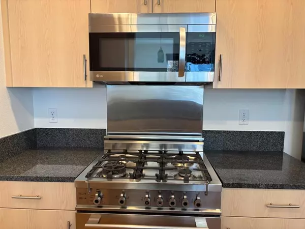 Capitola, CA 95010,1066 41st AVE #A202