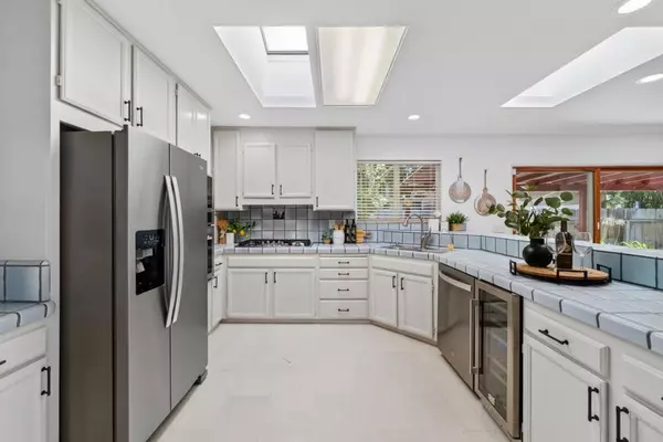 Salinas, CA 93901,1101 Greenwood PL