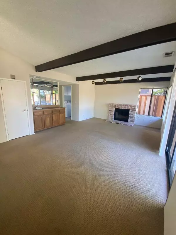 Foster City, CA 94404,609 Somerset LN
