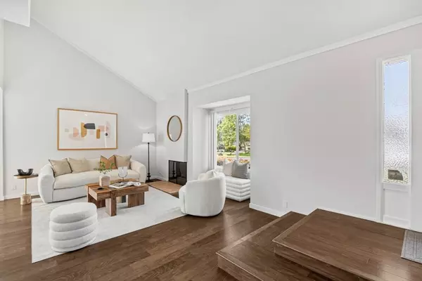 Foster City, CA 94404,851 Peary LN