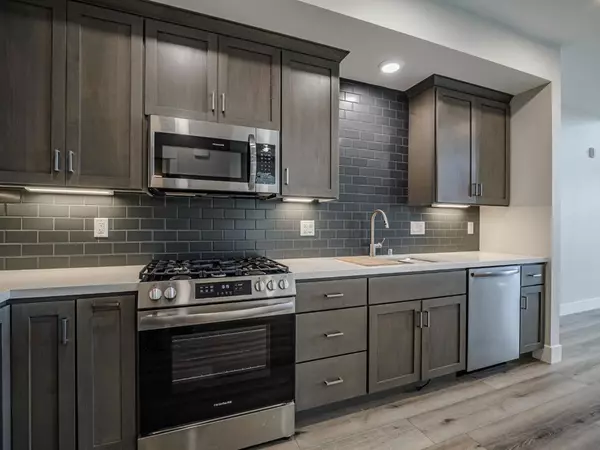 Aptos, CA 95003,121 Aptos Village WAY #1