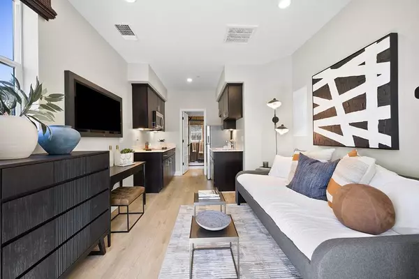 Castro Valley, CA 94546,21061 Story ST