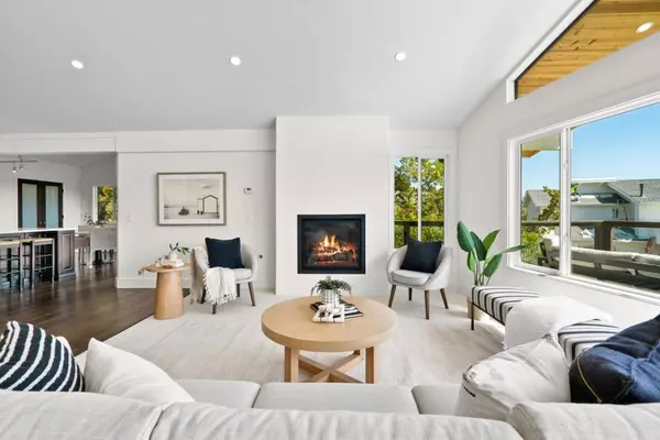 Aptos, CA 95003,190 Driftwood CT