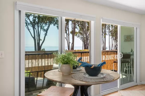 Capitola, CA 95010,815 Balboa AVE #103