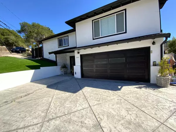 Oakland, CA 94605,3910 Oak Hill RD