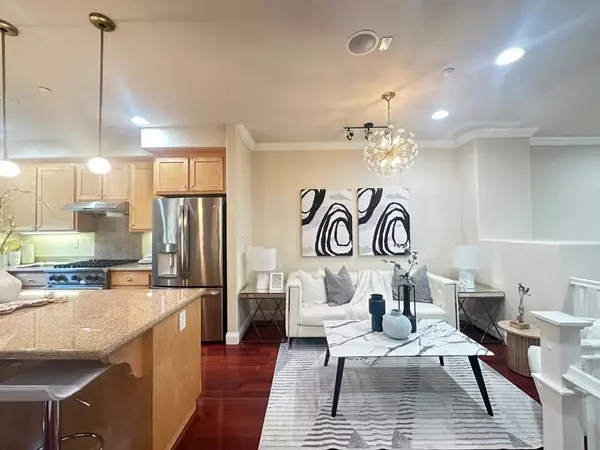 San Jose, CA 95129,5043 Le Miccine TER