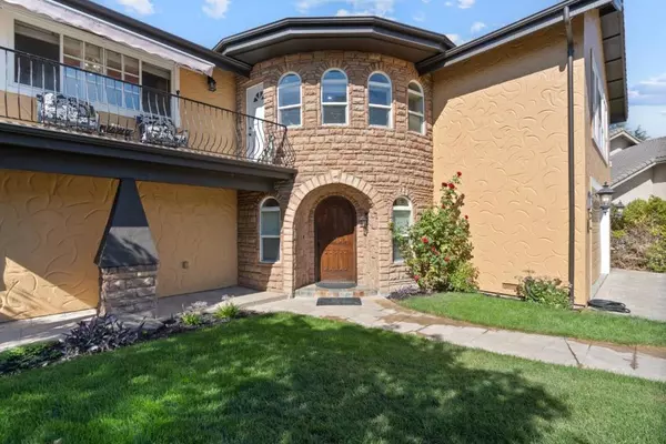 San Jose, CA 95148,2859 Broken Oak CT