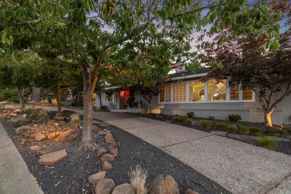 708 Linda CT, San Mateo, CA 94403