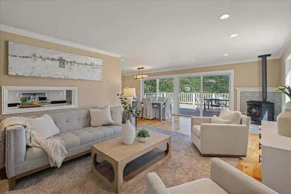 Los Gatos, CA 95033,25400 Radonich RD