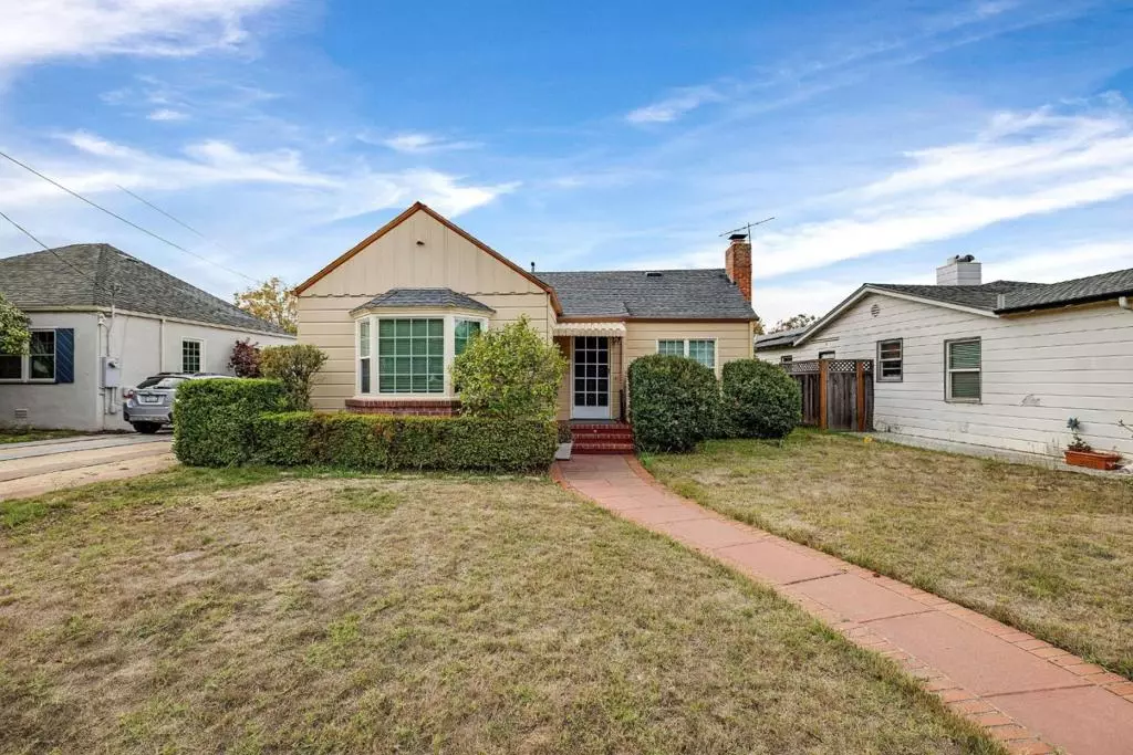 Oakland, CA 94605,162 Covington ST