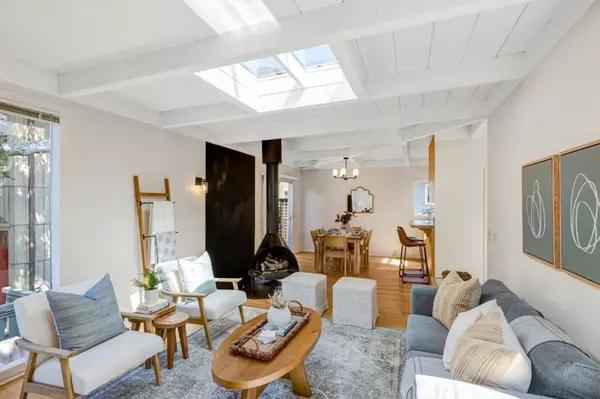 Pacific Grove, CA 93950,229 7th ST