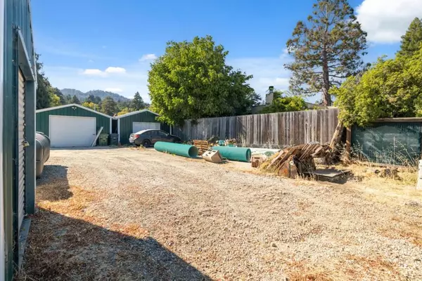 Felton, CA 95018,5995 Highway 9