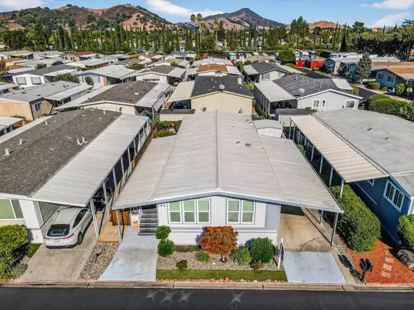 Morgan Hill, CA 95037,136 Vinewood LN