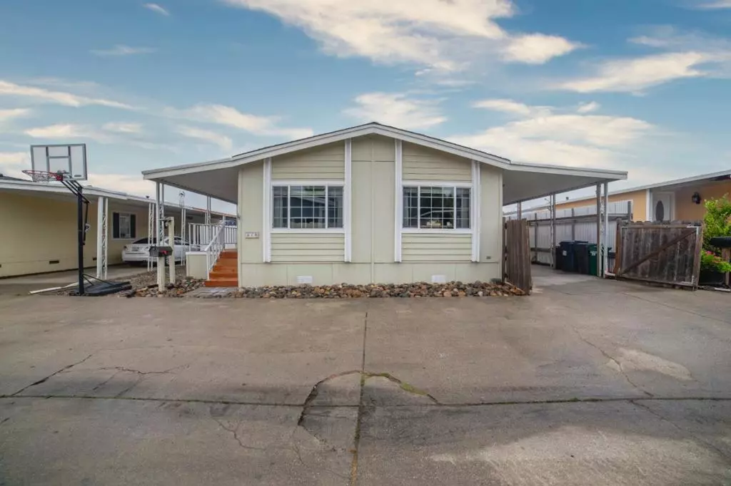Watsonville, CA 95076,49 Blanca LN