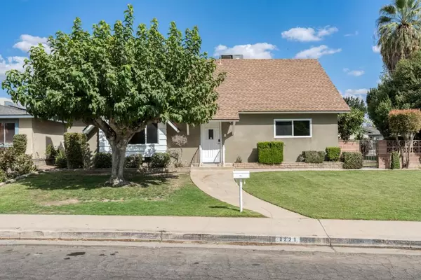 Bakersfield, CA 93306,3221 Colgate LN