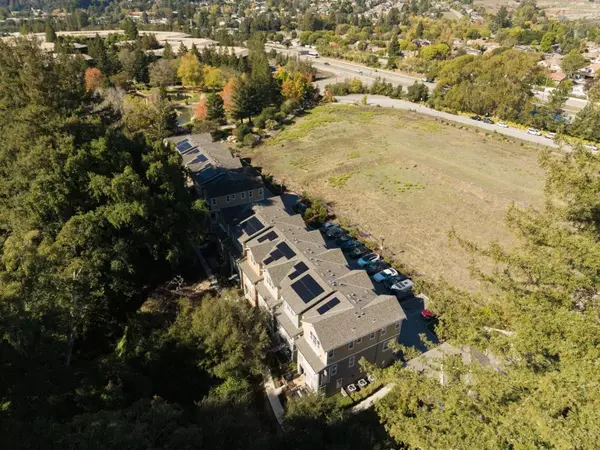 Scotts Valley, CA 95066,339 Skyforest WAY