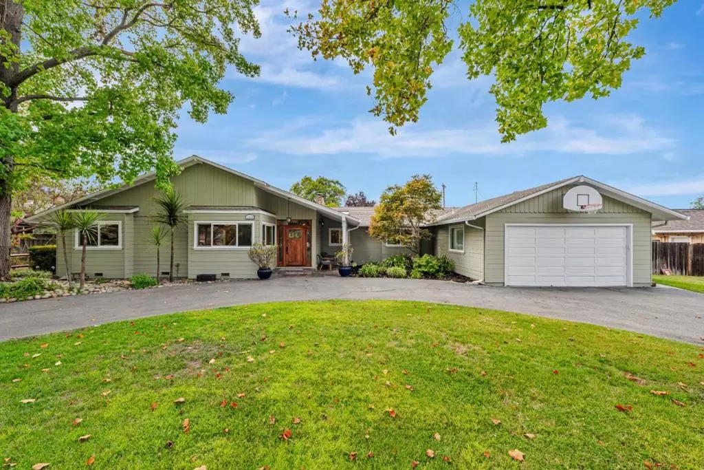 Saratoga, CA 95070,12035 Brookglen DR