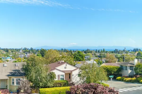 Santa Cruz, CA 95060,1310 Escalona DR