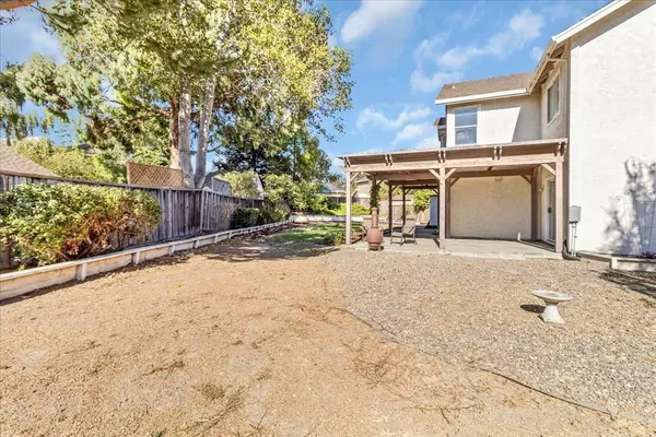 Salinas, CA 93906,18 Suffield CIR