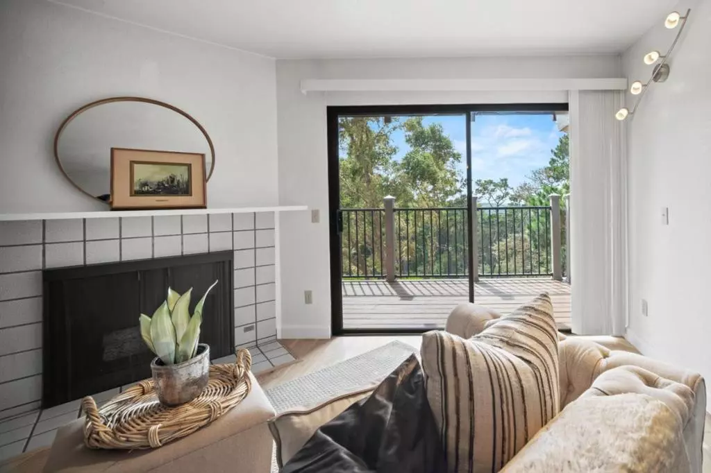 Monterey, CA 93940,250 Forest Ridge RD #45