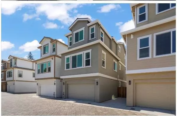Campbell, CA 95008,200 W Rincon AVE