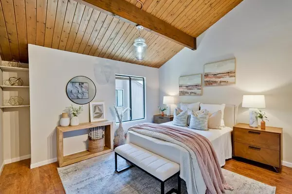 Mountain View, CA 94043,268 Andsbury AVE