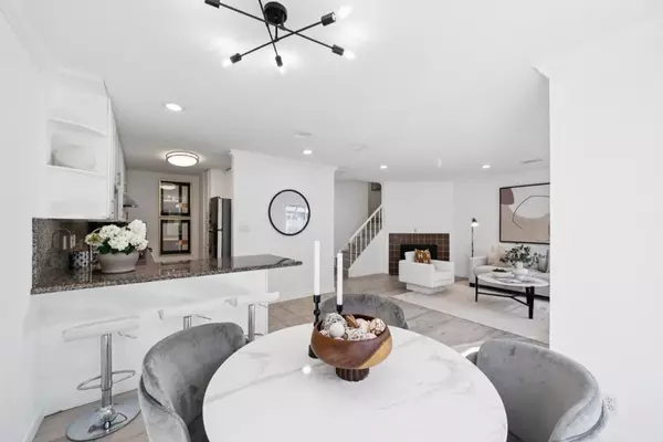 Redwood City, CA 94061,1625 Kentfield AVE