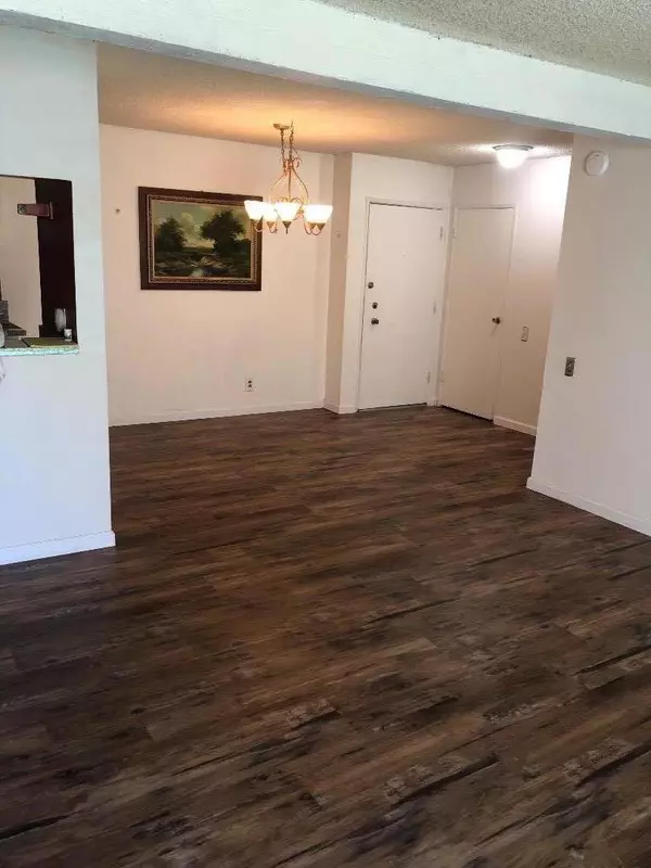 Encino, CA 91316,Address not disclosed