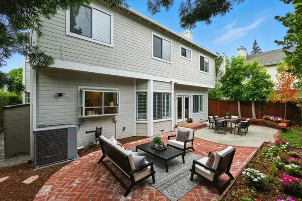 Redwood City, CA 94061,401 Wembley CT