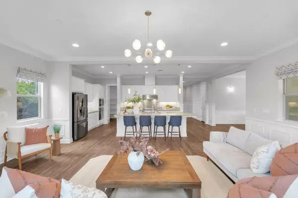 Morgan Hill, CA 95037,717 Juliann WAY