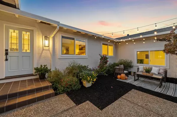 13755 Dolphin DR, Saratoga, CA 95070