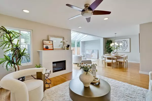 22941 Longdown RD, Cupertino, CA 95014