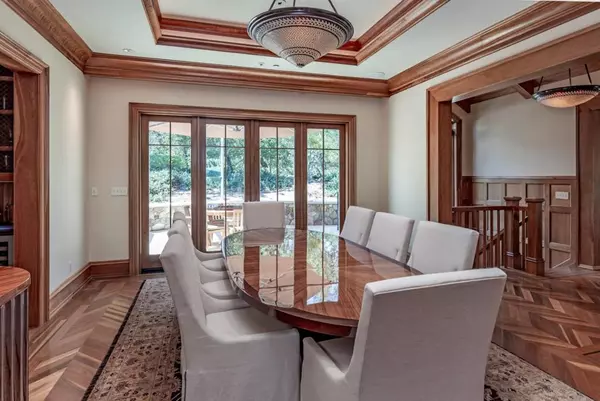 Portola Valley, CA 94028,1 Redberry