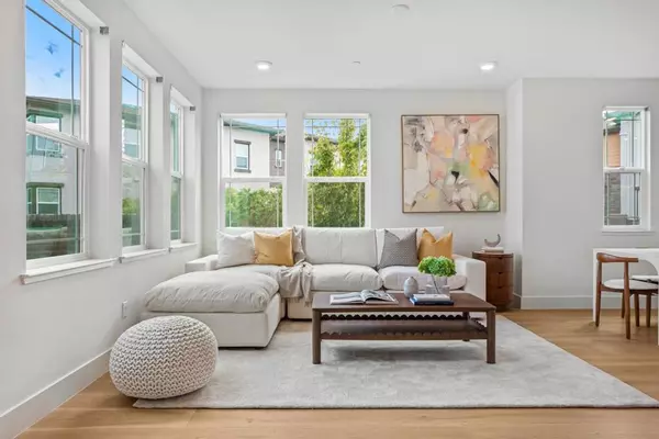 Sunnyvale, CA 94085,556 San Martin TER #1