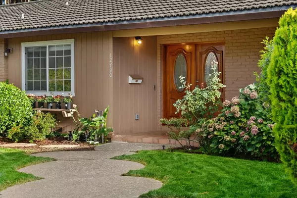 Saratoga, CA 95070,12790 Glen Arbor CT